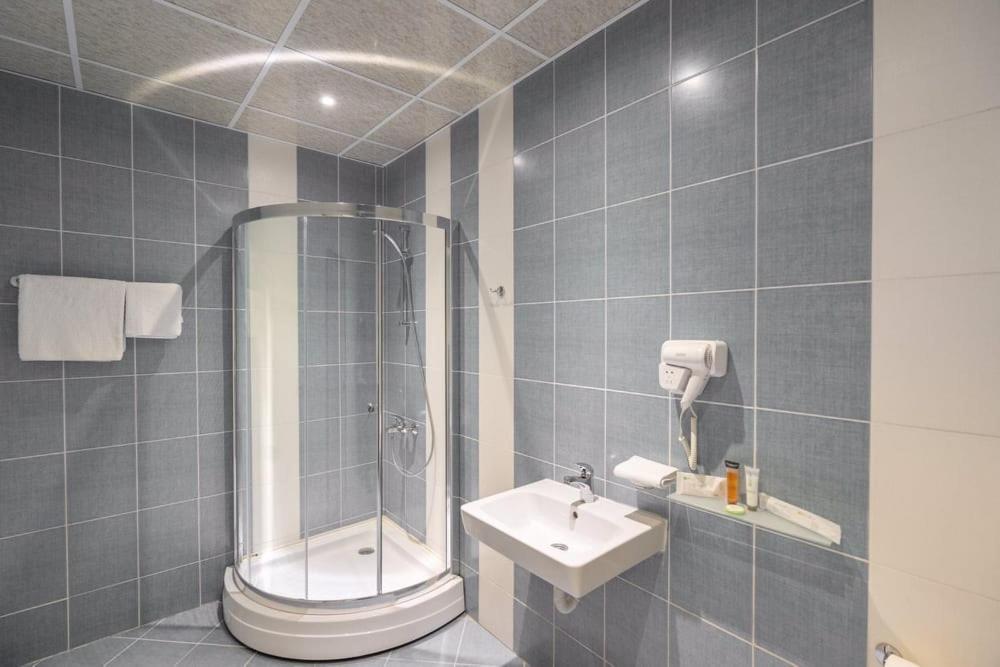 Adeo Hotel Sport & Spa Ruse Exterior foto